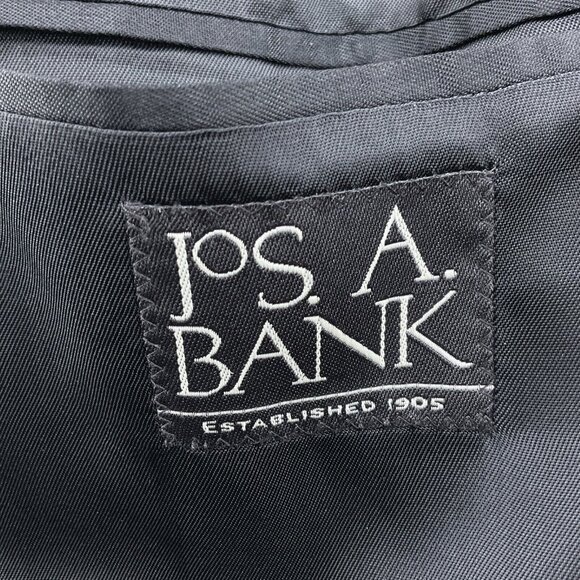 Jos A Bank Suit Men 43R 36W x 31L Gray White Pinstripe Wool Classic Career 2pc - Picture 11 of 16
